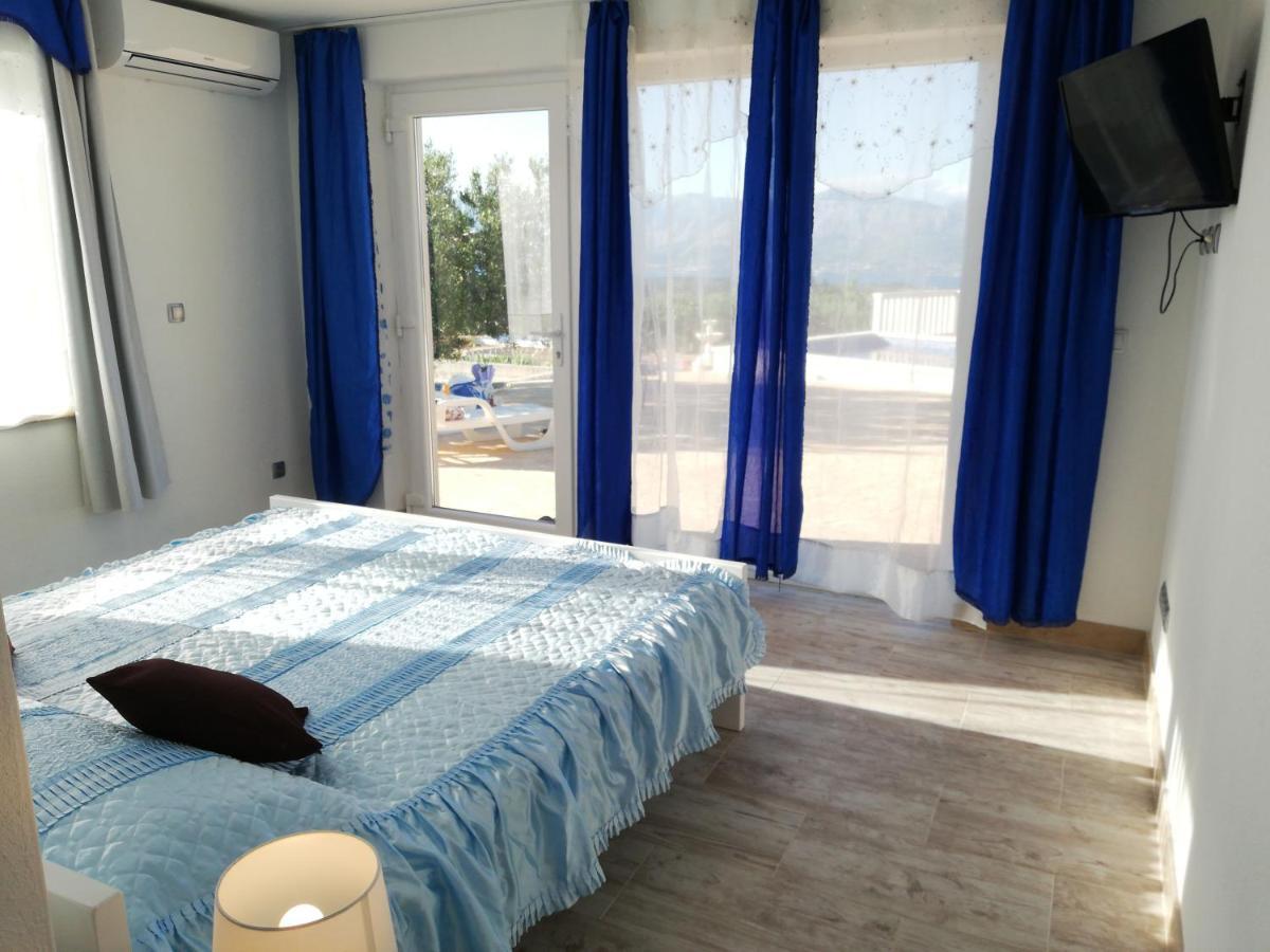 Vila Maslinica Pucisca Exteriör bild